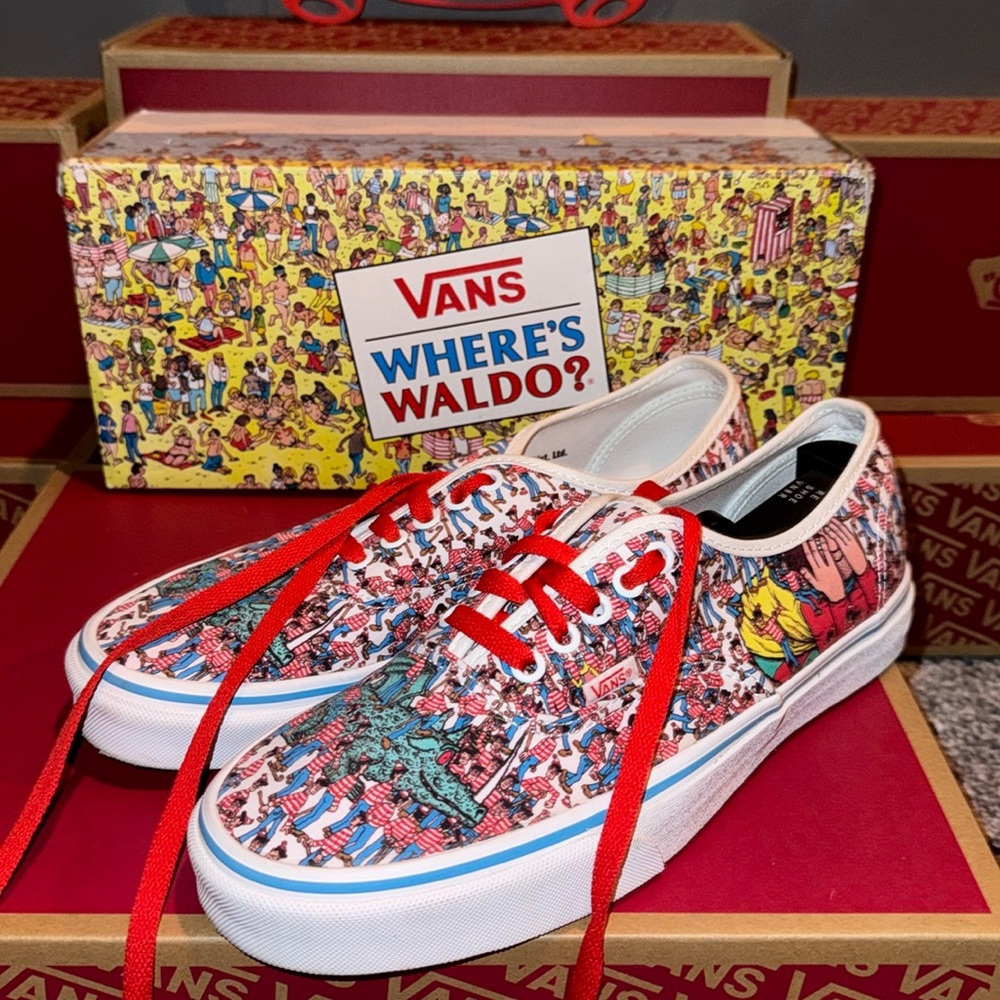Vans men’s 9.5. Where’s Waldo?